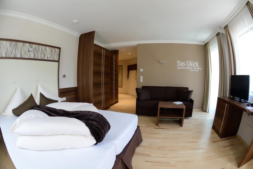 Hotel Jennys Schloessl Серфаус Экстерьер фото