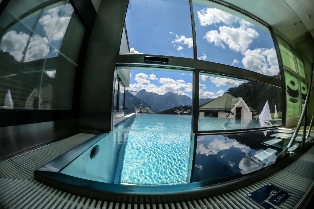 Hotel Jennys Schloessl Серфаус Экстерьер фото