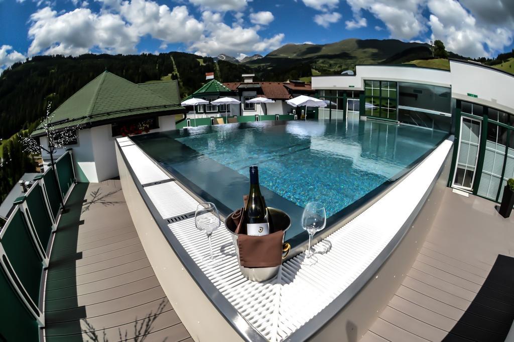 Hotel Jennys Schloessl Серфаус Экстерьер фото