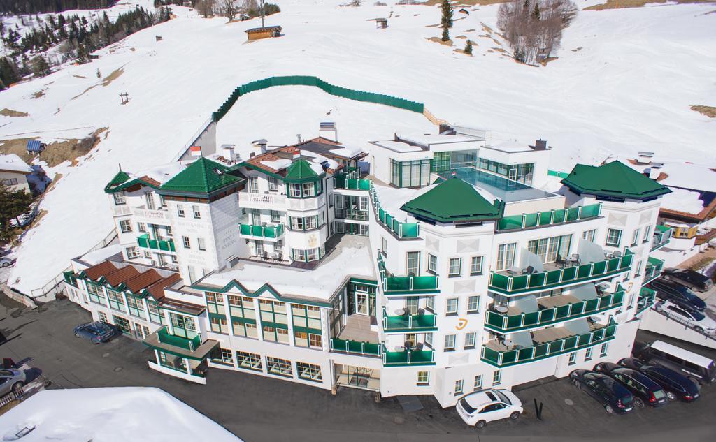 Hotel Jennys Schloessl Серфаус Экстерьер фото