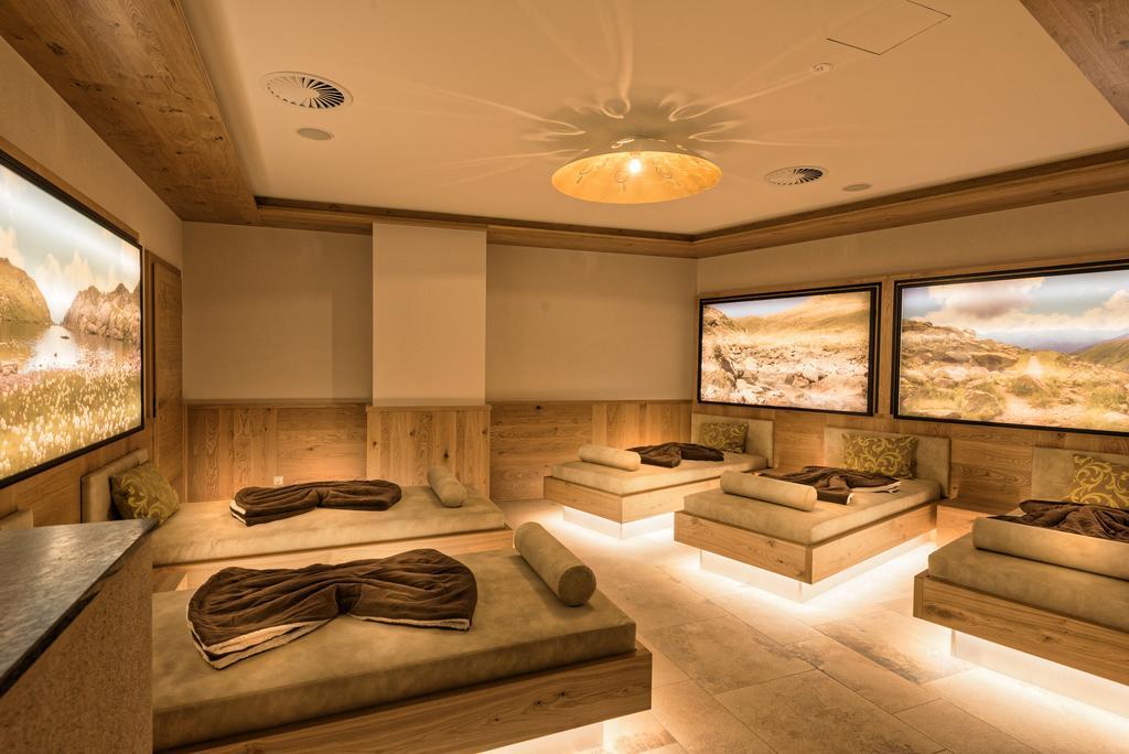 Hotel Jennys Schloessl Серфаус Экстерьер фото