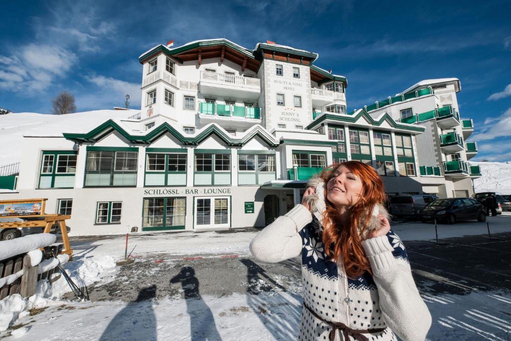 Hotel Jennys Schloessl Серфаус Экстерьер фото